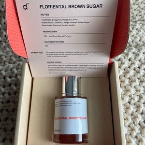 Dossier Floriental Brown Sugar